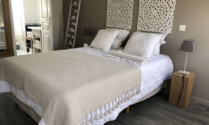 Arzon Apartment | Duplex with terrace in quiet residence between beach and Port Crouesty.