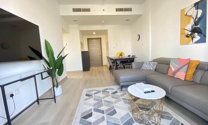 Jumeirah Village Circle House | Durrani Homes Luxury 1br at Bloom tower JVC