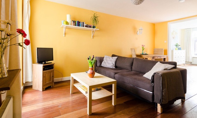 Oude Pijp Apartment | DUTCH delight