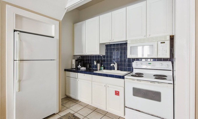 Downtown Apartment | Duval Dream Loft by Brightwild Right on Duval
