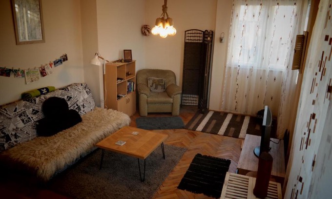 Prizren Apartment | E-19 Home - Tradition meets tourism