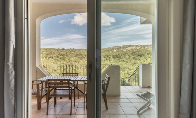 Baja Sardinia House | EA BIANCA Residence