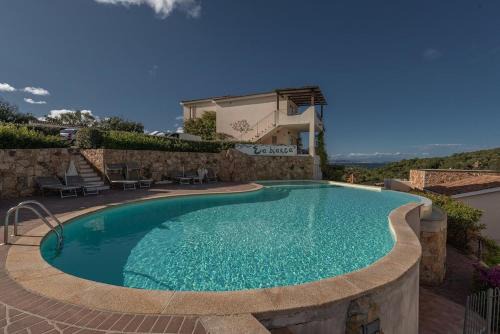 Baja Sardinia Apartment | Ea Bianca Vibes