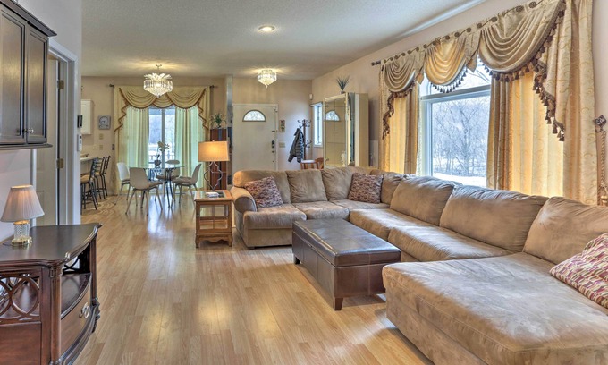 Eagan House | Eagan Home w/Porch - 5 Mi to Mall of America!