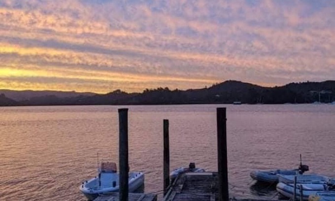 Bay of Islands Cabin | Eagle Heights Glamping Cabin