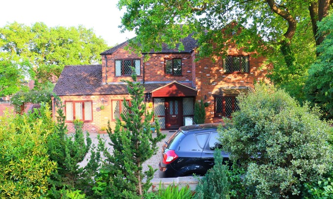 Aubourn Bed & Breakfast | Eagles Guest House