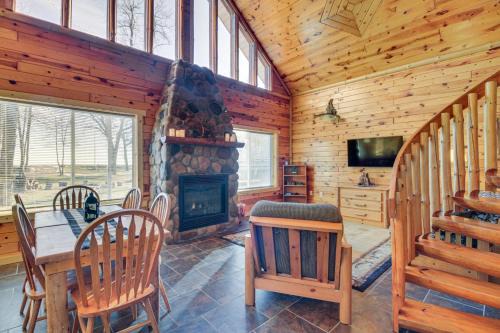 Garrison House | Eagles Nest Cabin on Mille Lacs Lake Boat and Fish