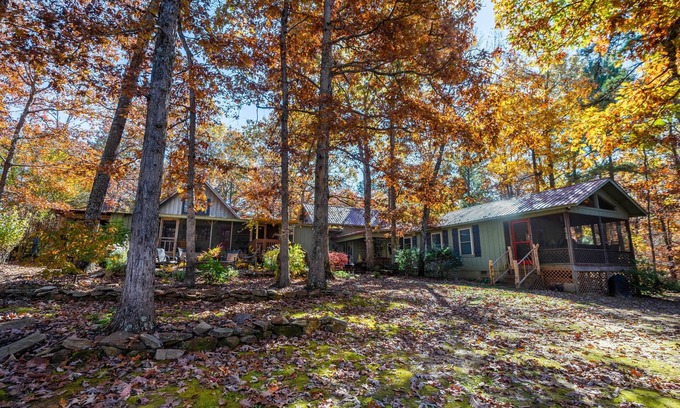 Mentone Cabin | Eagles + Owl's-TWO cabins on the lake-sleeps 16