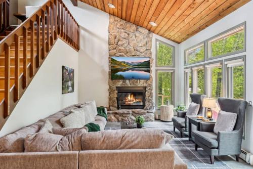 Eagle-Vail House | EagleVail Alpine Escape Riverside Luxe W Spa