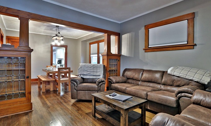 Southeast Omaha House | Early 1900s -The Bancroft Belle - Walking Distance to Zoo/CWS Fans