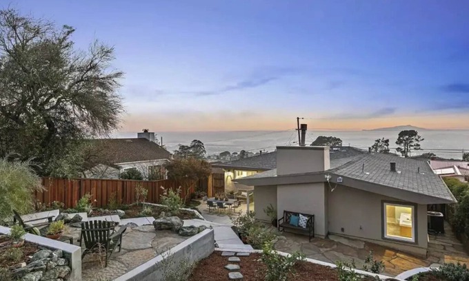 East Richmond Heights House | East Bay Golf Course Haven