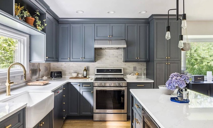 Northwest Harbor House | East Hampton Designer Beach House Main Beach 5 Mins Away Heated Pool