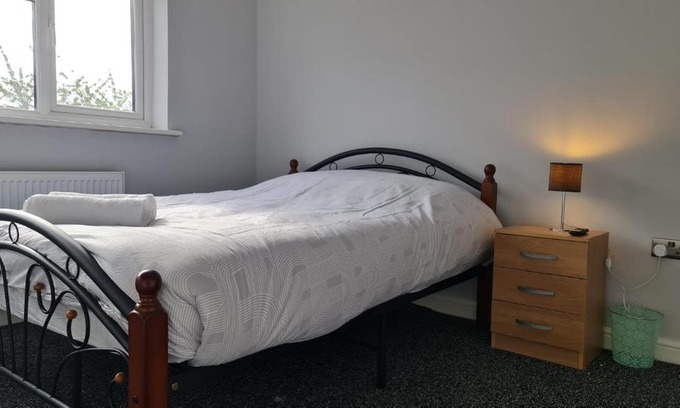 Redbridge House | East London Lodges