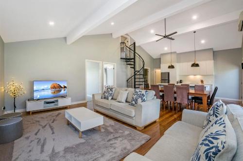 Port Fairy House | East Tempy House and Bungalow