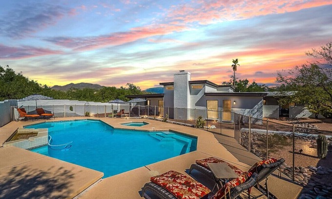 Catalina Madre House | East Tucson/Pool & Hot Tub/Sleep 7/3BR/2BA