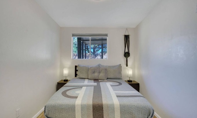 Harrison East South House | Eastside family home! Fun in the sun in Tucson!