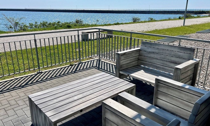 Olpenitz Apartment | Eastside - Rollstuhlgerecht, 1. Reihe, Strandnah, Terrasse, Meerblick