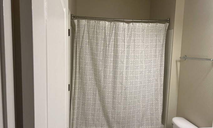 Fishers Apartment | Easy access -great for business or pleasure