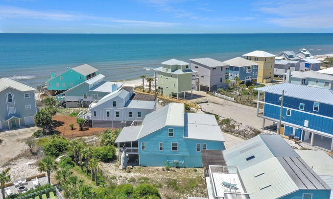 Cape San Blas House | Easy Beach Access, Great Screen Porch & Beach Views, Loft ~ Sharkey's