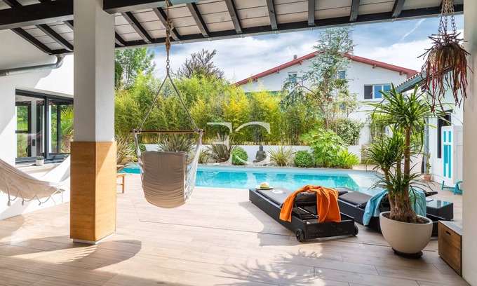 Arcangues House | Easy Clés - Villa 5 bedrooms heated pool A/C