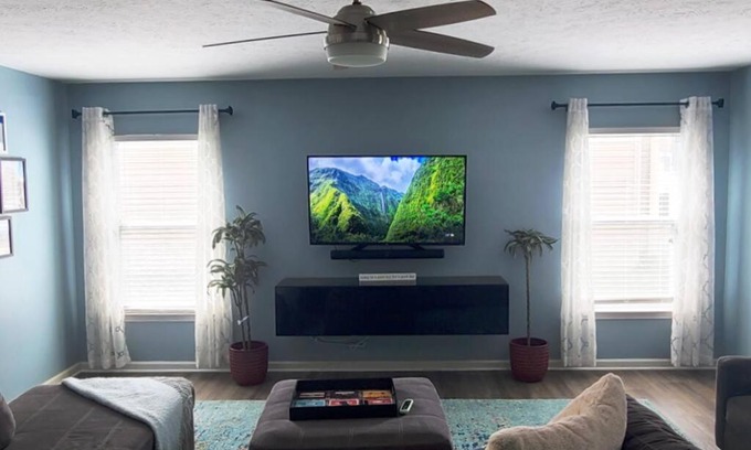 Noblesville House | Easy Living Near Ruoff Music Center