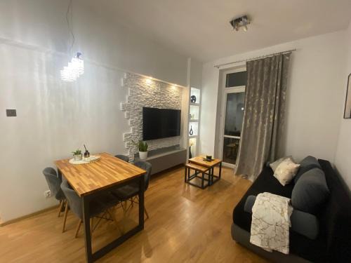 Koszalin Apartment | EASY STAY przy S6 i Strefie Ekonomicznej FAKTURA