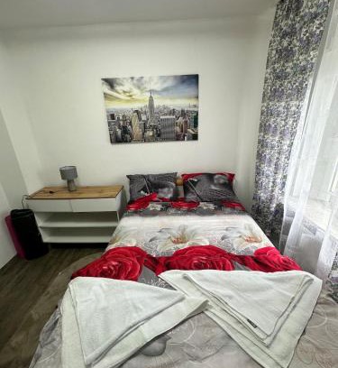 Nordwestliche Außenstadt Apartment | Easy Stay Room for Two