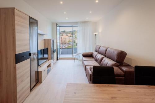 Zarautz Apartment | Ebony I Local Rentss