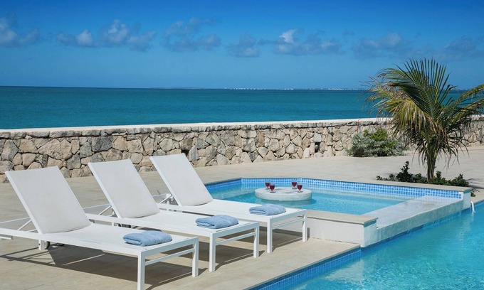 Plum Bay Villa | Ecume des Jours - Beachfront villa - Stunning Sunset Views