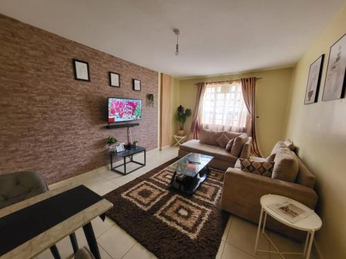 Ngelani Apartment | Eclectic 2 bedrm homely & comfy