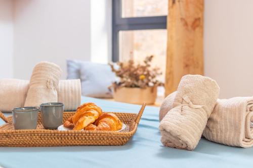 Sant Jordi Desvalls Apartment | Eco-Apartament Costa Brava