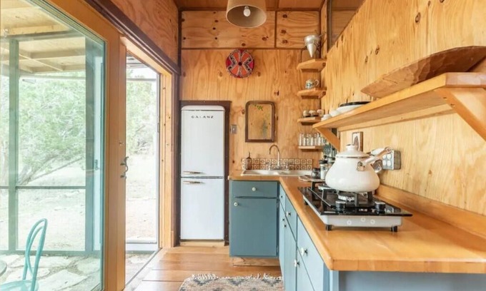 Blanco House | Eco Friendly Cabin Retreat