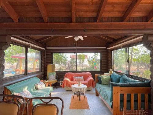 Avdira House | Eco House on the Prairie