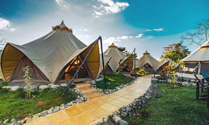 Dominical RV Rental | Eco Luxe Glamping Tent - King Bed at Holos