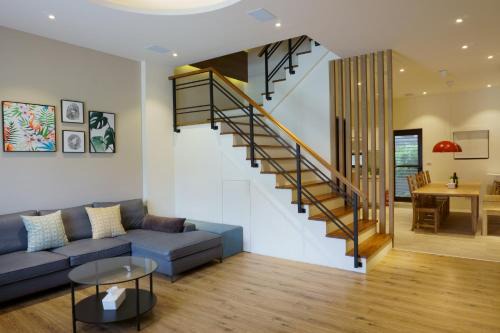 Dongshan House | Ecology River
