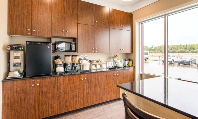 Fox Creek Hotel | Econo Lodge