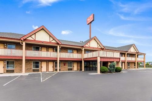 Glade Spring Cabin | Econo Lodge Glade Springs I-81