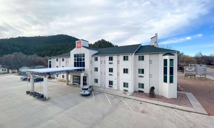 Hot Springs Hotel | Econo Lodge Hot Springs South
