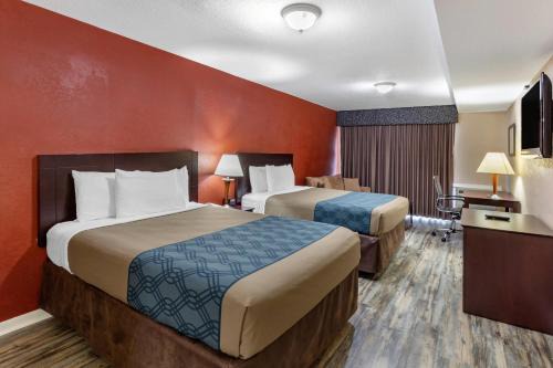 Westbrook Center Hotel | Econo Lodge Inn & Suites Old Saybrook - Westbrook