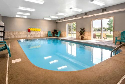 Shelbyville Cabin | Econo Lodge