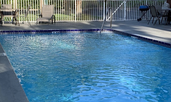 Wesley Chapel Hotel | Econo Lodge