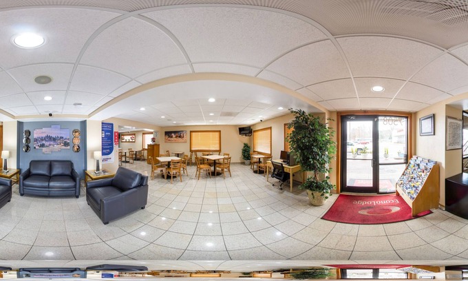 Mission Hotel | Econolodge Inn & Suites