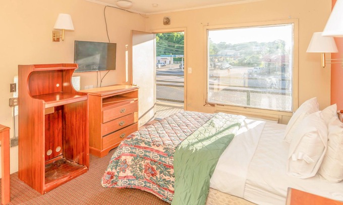 Okmulgee Hotel | Economy Hotel Okmulgee