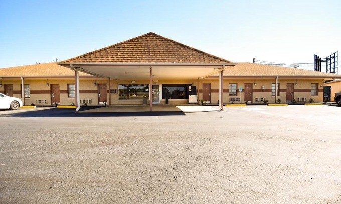 Beebe Hotel | Economy Inn Beebe