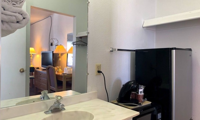 Kingman Hotel | Economy Inn