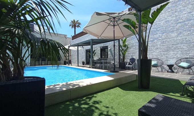 Castelldefels Villa | Edard's Great House
