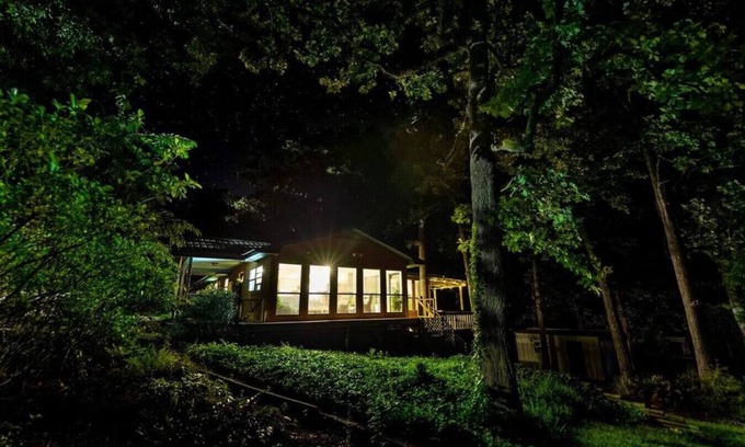 Negreet House | Eden Cove 4 Kayaks Perfect Midlake location