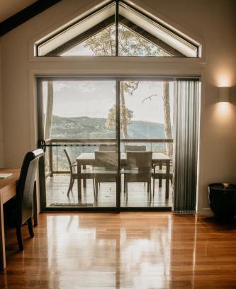 Mount Tamborine Hotel | Edges by St Bernards Hotel