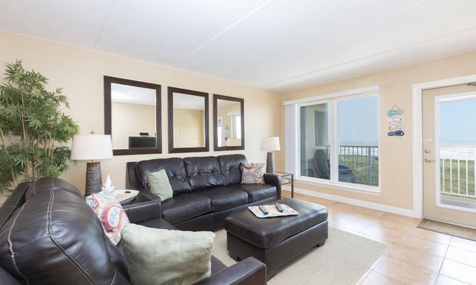 South Padre Island Condo | Edgewater 302 - Cozy furnishings;Beachfront pool;Near hot spots
