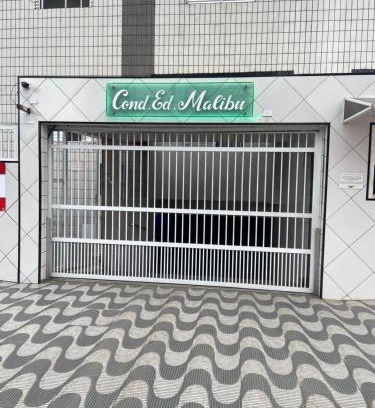 Mirim Apartment | Edifício Malibu- 100 metros da praia-Check-in e Check-out Flexível- Apto com Wi-Fi fibra 600 mega e TV por assinatura com 120 canais